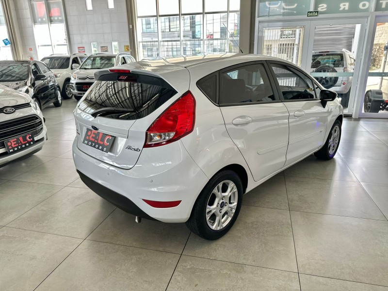 FIESTA 1.6 SE HATCH 16V FLEX 4P AUTOMÁTICO - 2015 - CAXIAS DO SUL