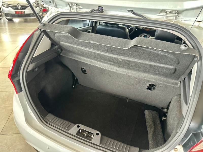 FIESTA 1.6 SE HATCH 16V FLEX 4P AUTOMÁTICO - 2015 - CAXIAS DO SUL