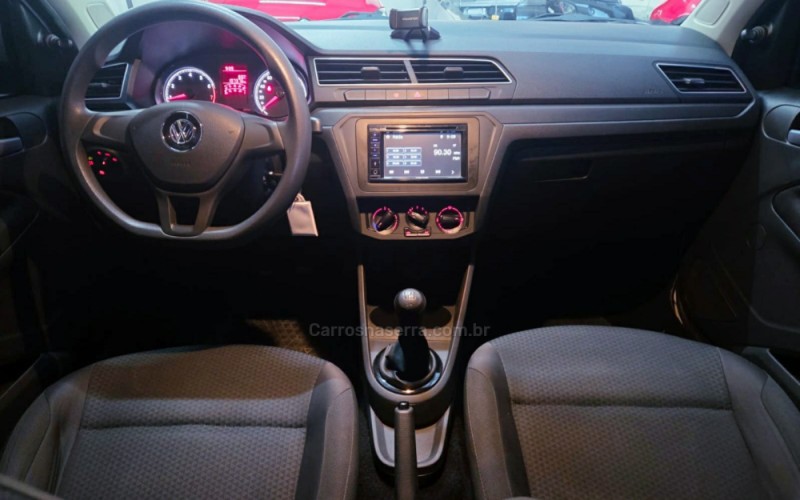 VOYAGE 1.6 MI TRENDLINE 8V FLEX 4P MANUAL - 2018 - CAMPO BOM