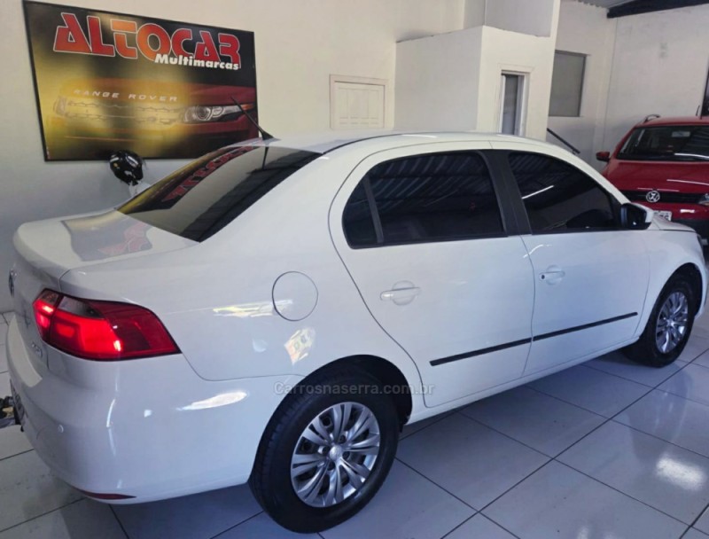 VOYAGE 1.6 MI TRENDLINE 8V FLEX 4P MANUAL - 2018 - CAMPO BOM