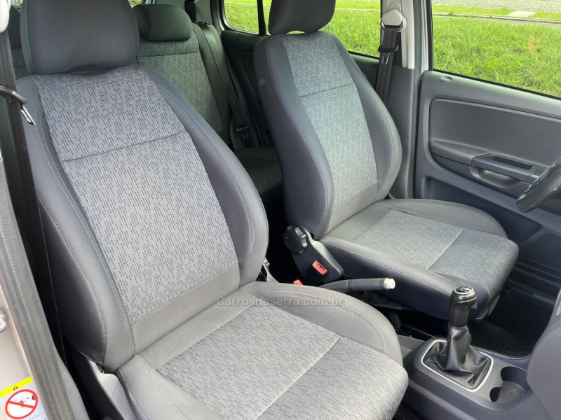 FOX 1.0 MI TREND 8V FLEX 4P MANUAL - 2014 - DOIS IRMãOS