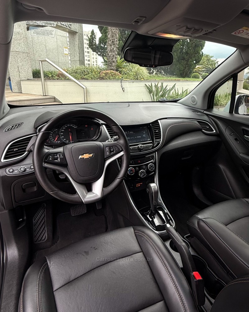 TRACKER 1.4 16V TURBO FLEX PREMIER AUTOMÁTICO - 2018 - NOVO HAMBURGO