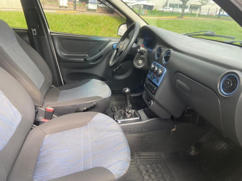 CELTA 1.0 MPFI SPIRIT 8V FLEX 4P MANUAL - 2004 - DOIS IRMãOS