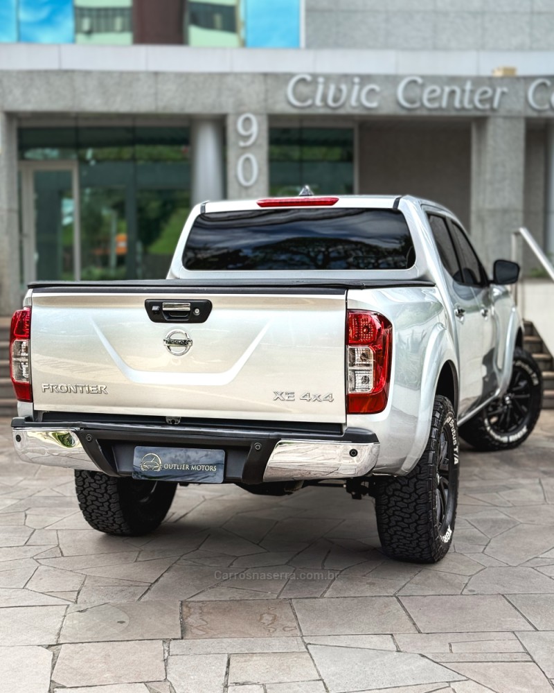 FRONTIER 2.3 XE 4X4 CD BI TURBO DIESEL 4P AUTOMÁTICO - 2022 - NOVO HAMBURGO