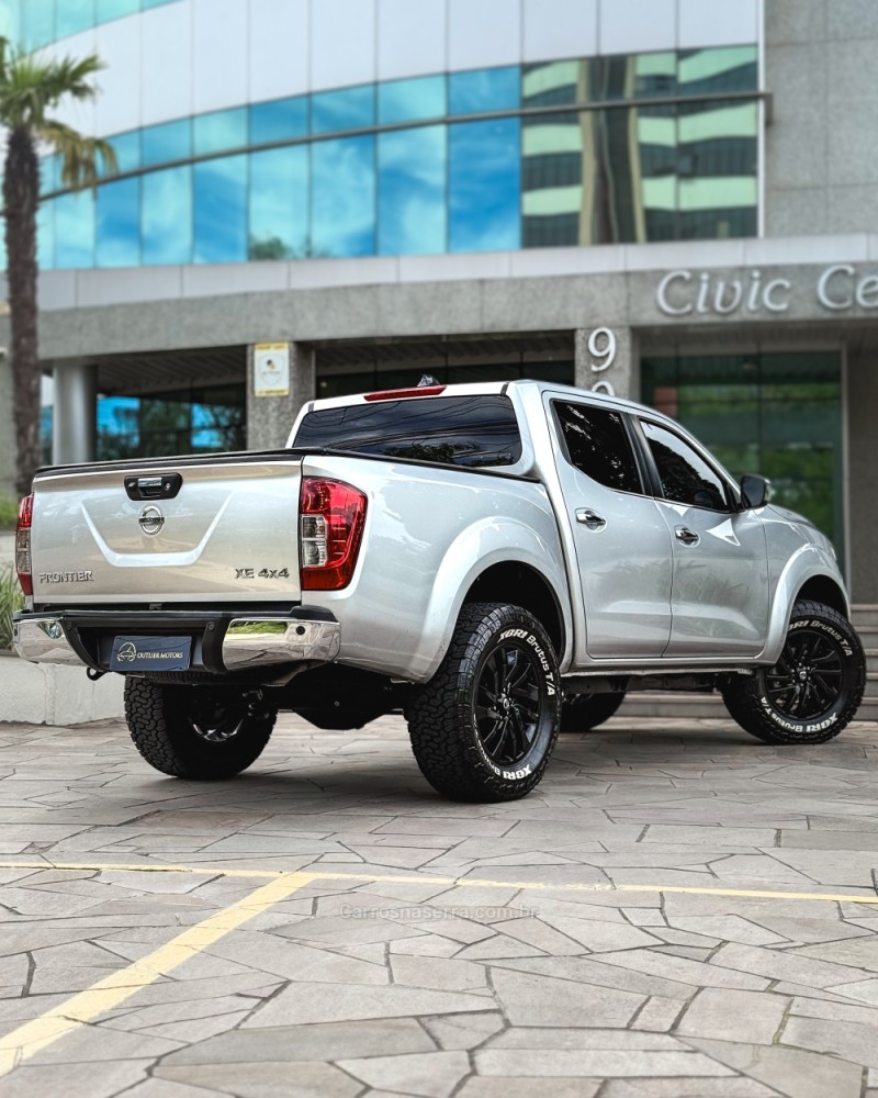 FRONTIER 2.3 XE 4X4 CD BI TURBO DIESEL 4P AUTOMÁTICO - 2022 - NOVO HAMBURGO