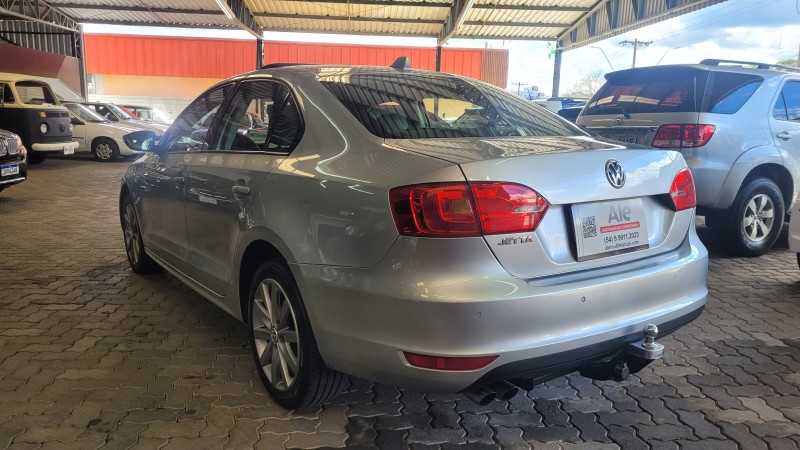 JETTA 2.0 COMFORTLINE FLEX 4P TIPTRONIC - 2012 - GARIBALDI