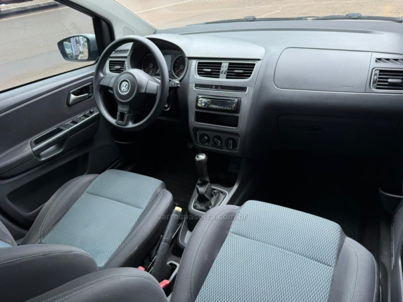FOX 1.0 MI BLUEMOTION 8V FLEX 4P MANUAL - 2014 - LAGOA VERMELHA