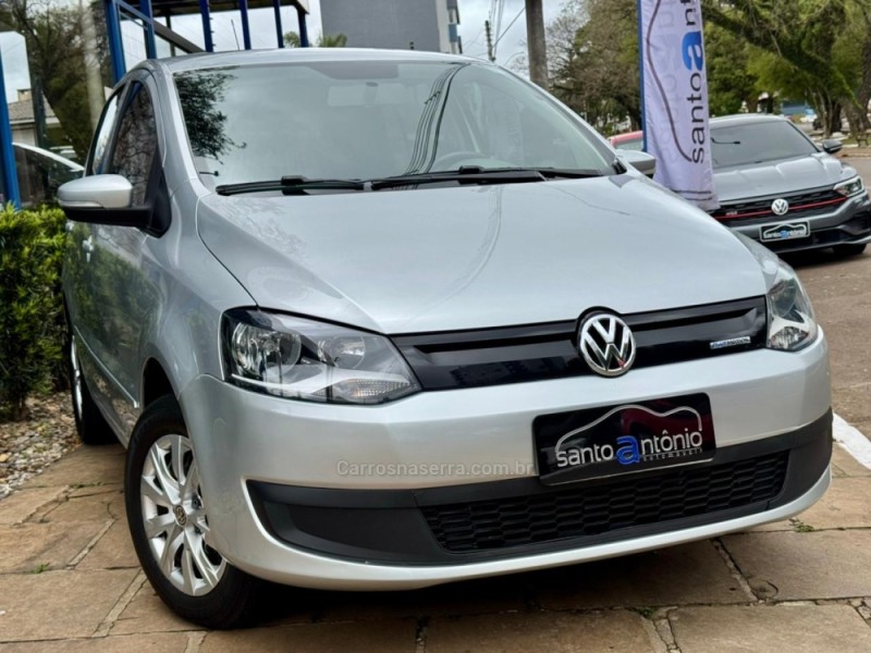FOX 1.0 MI BLUEMOTION 8V FLEX 4P MANUAL - 2014 - LAGOA VERMELHA