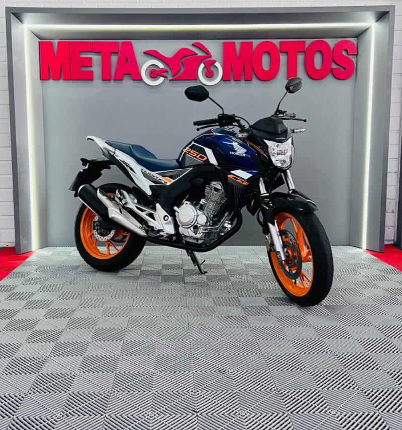CB 250F TWISTER  - 2020 - CAMPO BOM