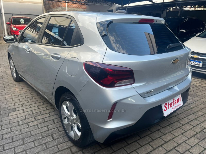 ONIX 1.0 LTZ 12V TURBO FLEX 4P AUTOMÁTICO - 2023 - FELIZ