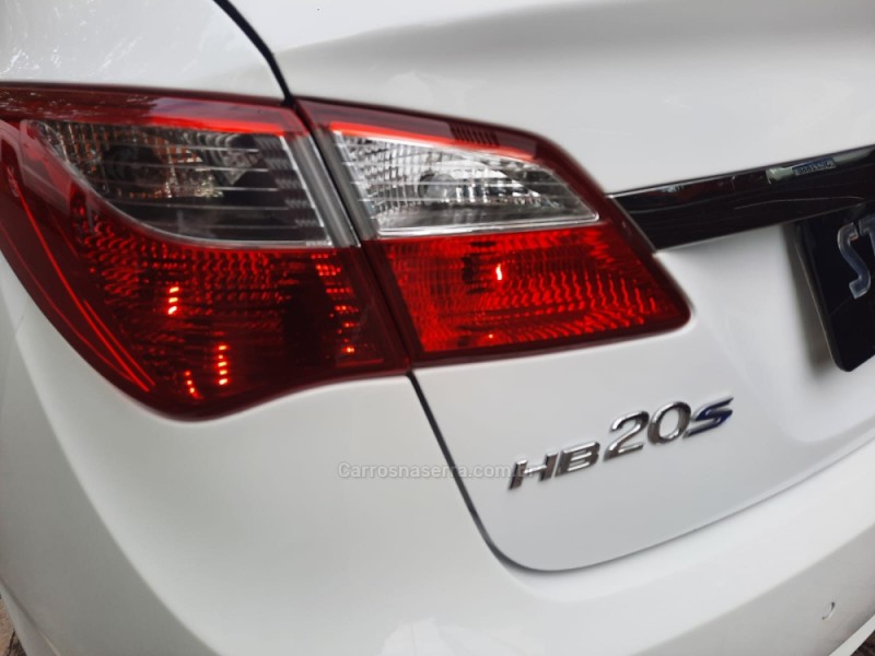 HB20S 1.6 PREMIUM 16V FLEX 4P AUTOMÁTICO - 2014 - DOIS IRMãOS