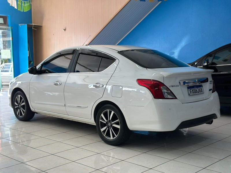 VERSA 1.6 16V FLEX UNIQUE 4P XTRONIC - 2018 - CAXIAS DO SUL