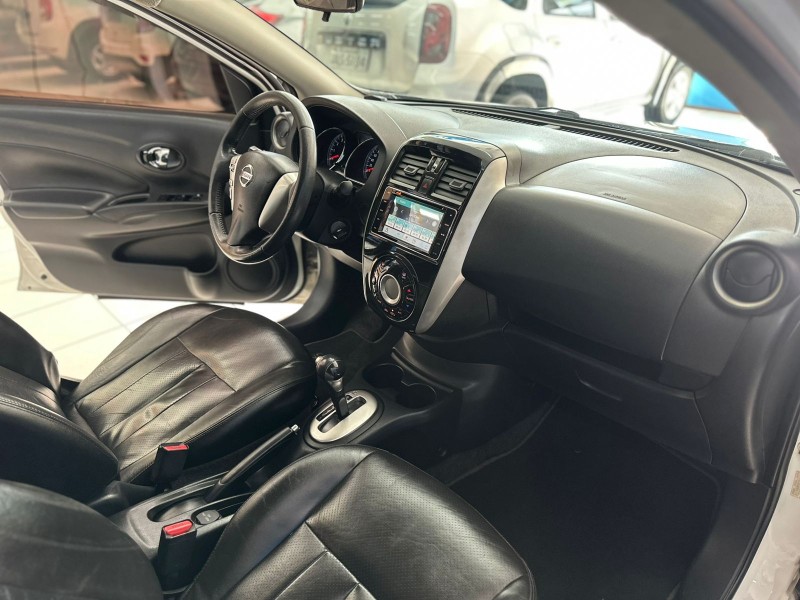 VERSA 1.6 16V FLEX UNIQUE 4P XTRONIC - 2018 - CAXIAS DO SUL