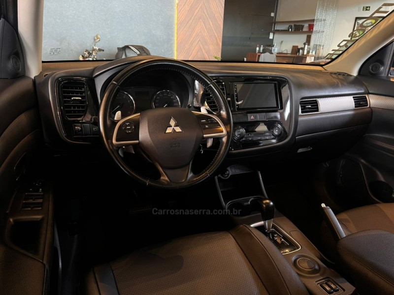 OUTLANDER 2.0 16V GASOLINA 4P AUTOMÁTICO - 2015 - CAMPO BOM