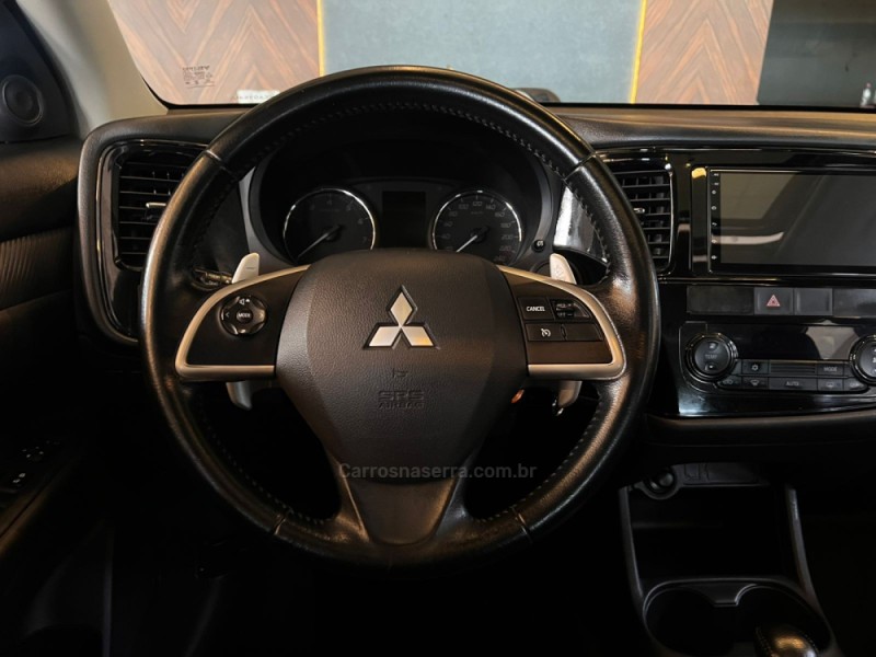 OUTLANDER 2.0 16V GASOLINA 4P AUTOMÁTICO - 2015 - CAMPO BOM