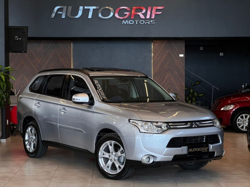 outlander 2.0 16v gasolina 4p automatico 2015 campo bom