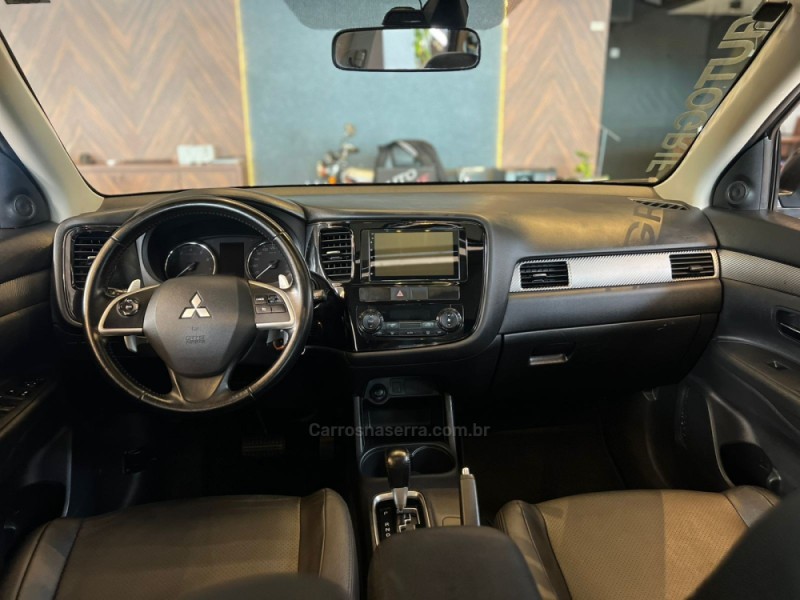 OUTLANDER 2.0 16V GASOLINA 4P AUTOMÁTICO - 2015 - CAMPO BOM