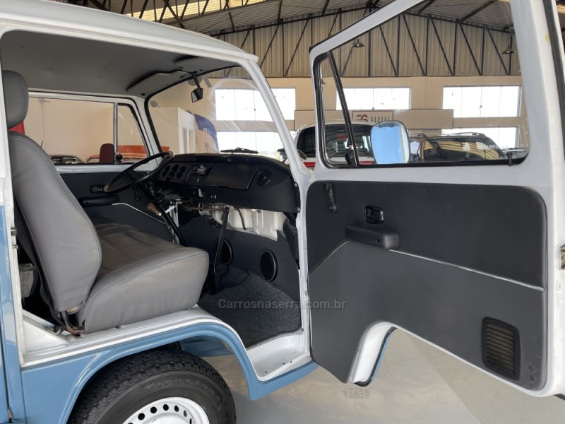 KOMBI 1.6 STD 8V GASOLINA 3P MANUAL - 1994 - NOVO HAMBURGO