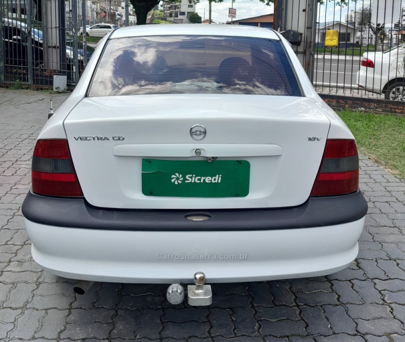 VECTRA 2.2 MPFI CD 16V GASOLINA 4P MANUAL - 1998 - CAXIAS DO SUL