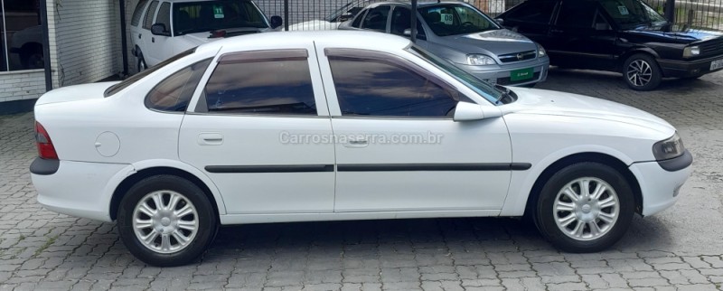 VECTRA 2.2 MPFI CD 16V GASOLINA 4P MANUAL - 1998 - CAXIAS DO SUL