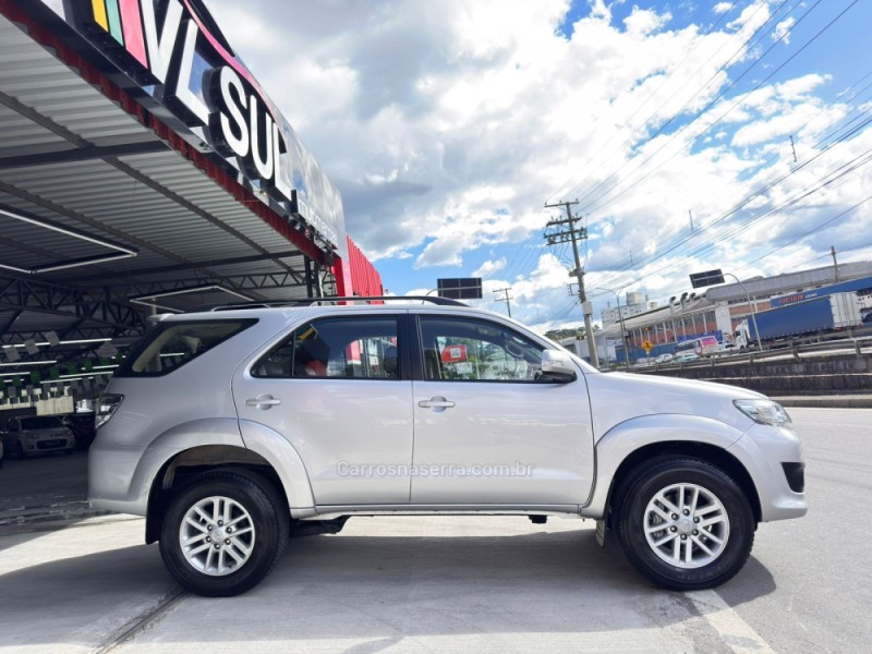 HILUX SW4 2.7 SR 4X2 16V FLEX 4P AUTOMÁTICO - 2013 - CAXIAS DO SUL