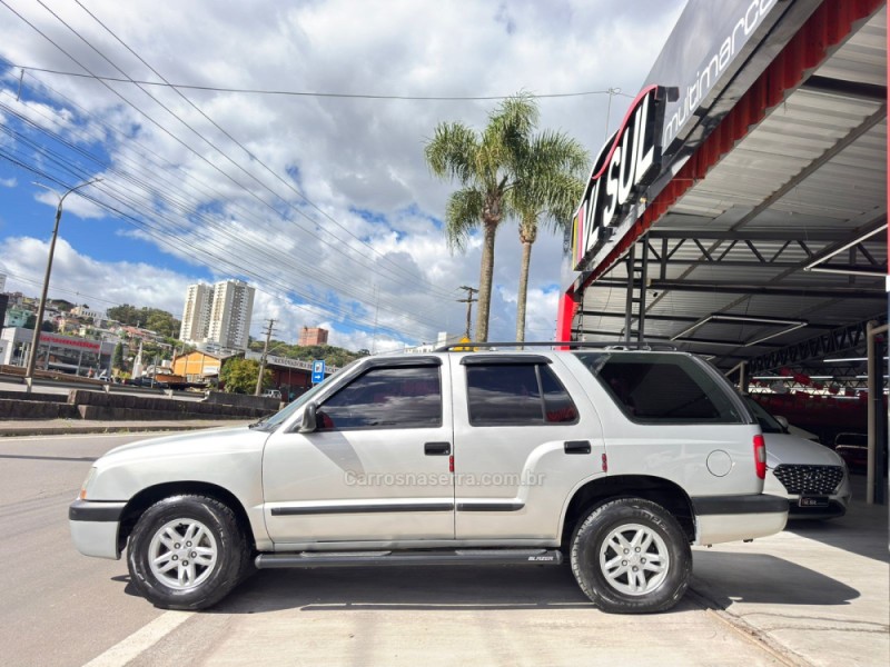BLAZER 2.4 MPFI 4X2 8V GASOLINA 4P MANUAL - 2001 - CAXIAS DO SUL