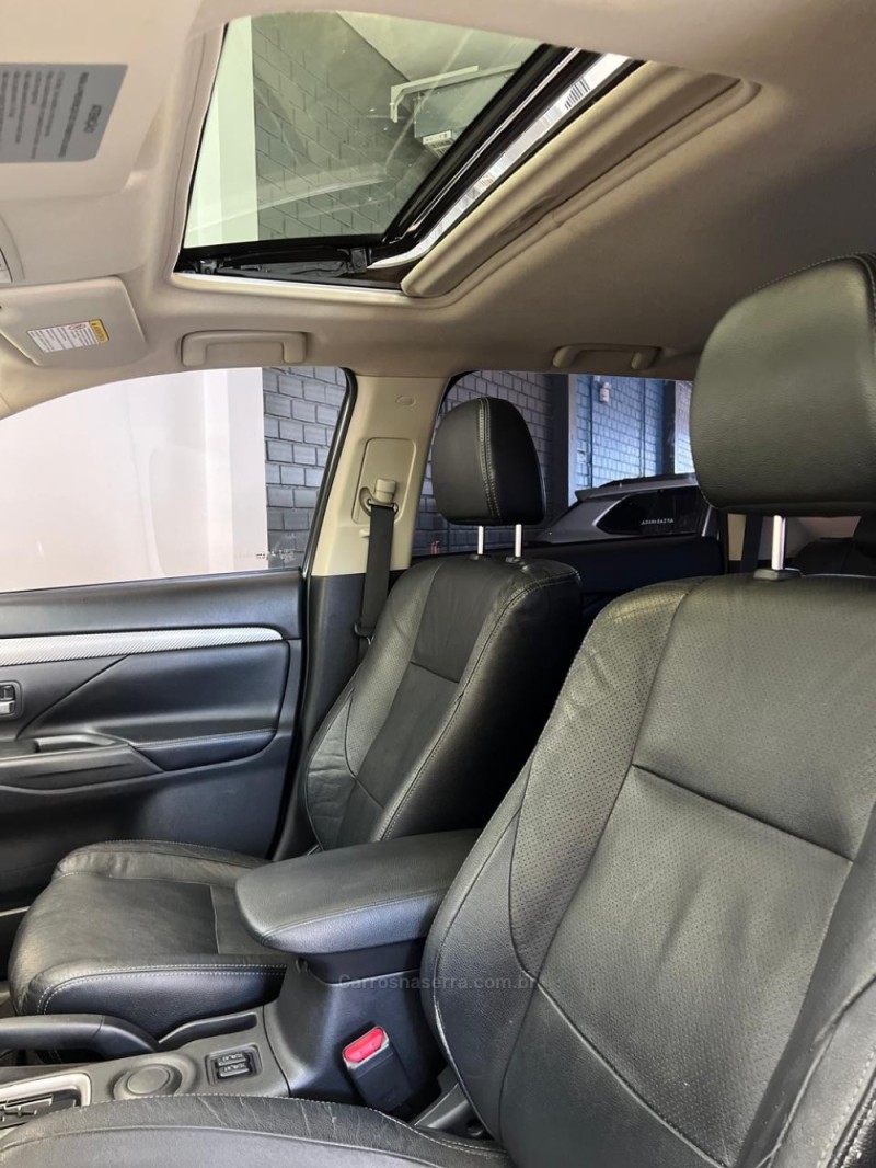 OUTLANDER 2.0 16V GASOLINA 4P AUTOMÁTICO - 2015 - NOVO HAMBURGO