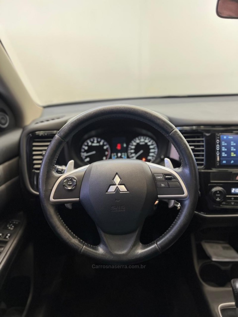 OUTLANDER 2.0 16V GASOLINA 4P AUTOMÁTICO - 2015 - NOVO HAMBURGO