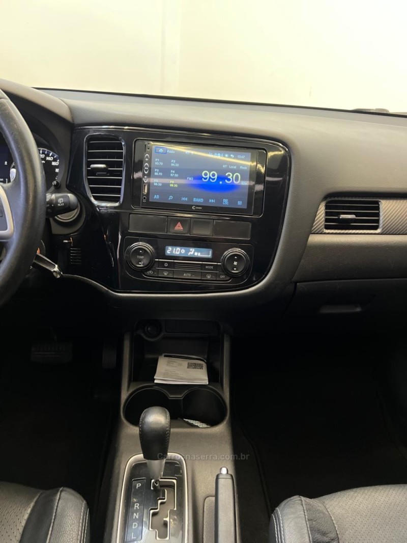 OUTLANDER 2.0 16V GASOLINA 4P AUTOMÁTICO - 2015 - NOVO HAMBURGO