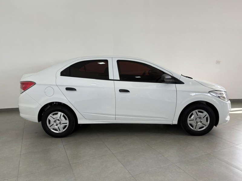 PRISMA 1.0 MPFI JOY 8V FLEX 4P MANUAL - 2018 - FARROUPILHA