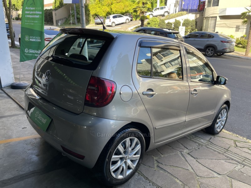 FOX 1.6 MI ITREND 8V FLEX 4P MANUAL - 2011 - BENTO GONçALVES