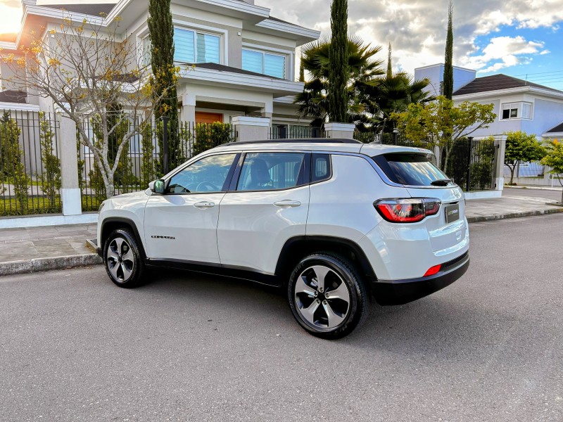 COMPASS 2.0 16V FLEX LONGITUDE AUTOMÁTICO - 2018 - BENTO GONçALVES