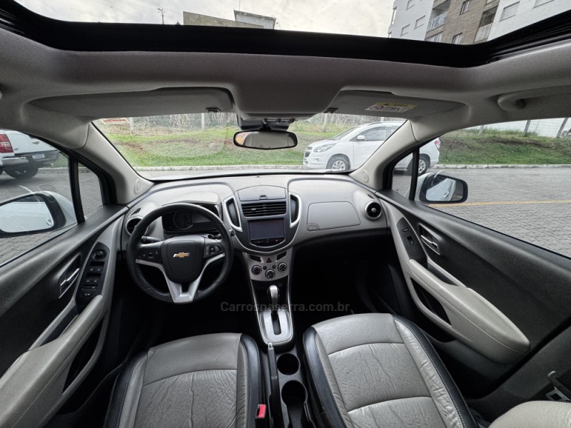 TRACKER 1.8 MPFI LTZ 4X2 16V FLEX 4P AUTOMÁTICO - 2015 - FELIZ