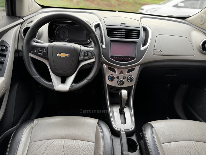 TRACKER 1.8 MPFI LTZ 4X2 16V FLEX 4P AUTOMÁTICO - 2015 - FELIZ