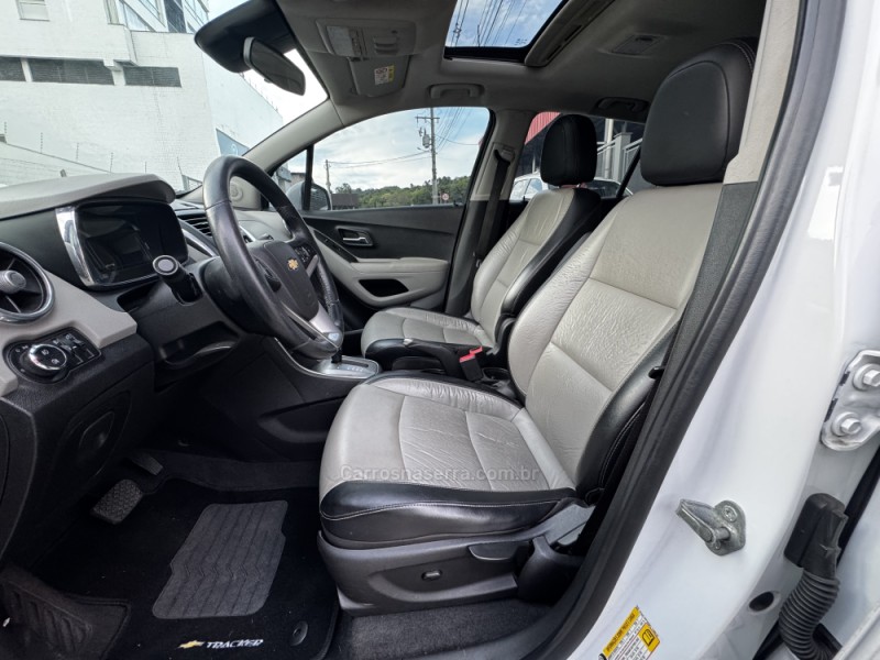 TRACKER 1.8 MPFI LTZ 4X2 16V FLEX 4P AUTOMÁTICO - 2015 - FELIZ