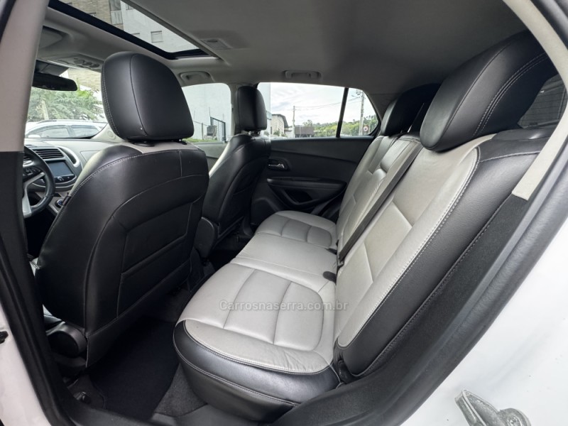TRACKER 1.8 MPFI LTZ 4X2 16V FLEX 4P AUTOMÁTICO - 2015 - FELIZ