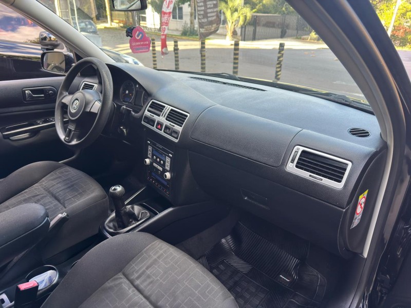 BORA 2.0 MI 8V FLEX 4P MANUAL - 2010 - BENTO GONçALVES
