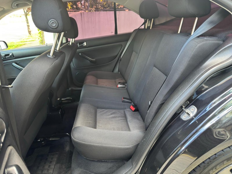 BORA 2.0 MI 8V FLEX 4P MANUAL - 2010 - BENTO GONçALVES