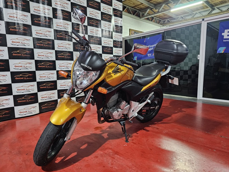 CB 300R ABS - 2010 - CAXIAS DO SUL