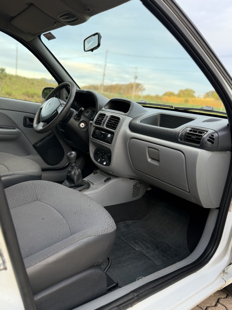 CLIO 1.0 16V FLEX 4P MANUAL - 2011 - ARROIO DO MEIO