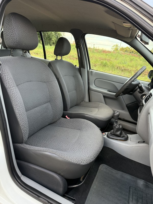 CLIO 1.0 16V FLEX 4P MANUAL - 2011 - ARROIO DO MEIO