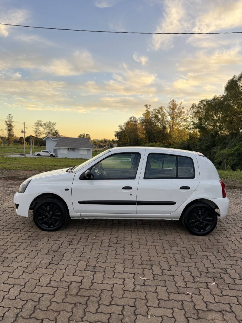 CLIO 1.0 16V FLEX 4P MANUAL - 2011 - ARROIO DO MEIO