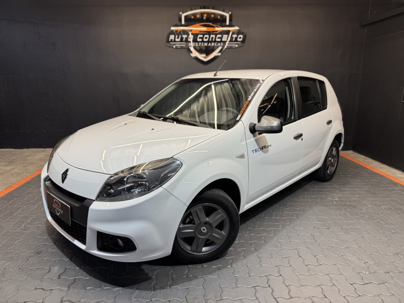 SANDERO 1.0 TECH RUN 16V FLEX 4P MANUAL - 2014 - CAXIAS DO SUL