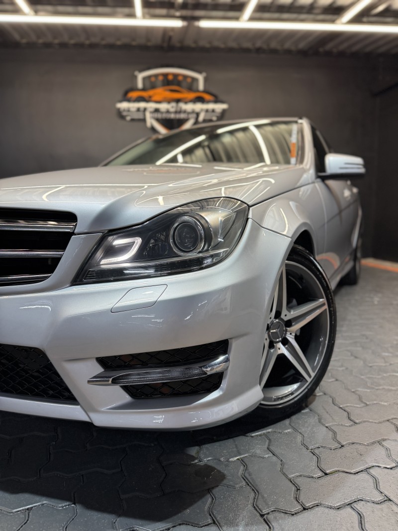 C 200 1.8 CGI AVANTGARDE 16V GASOLINA 4P AUTOMÁTICO - 2013 - CAXIAS DO SUL