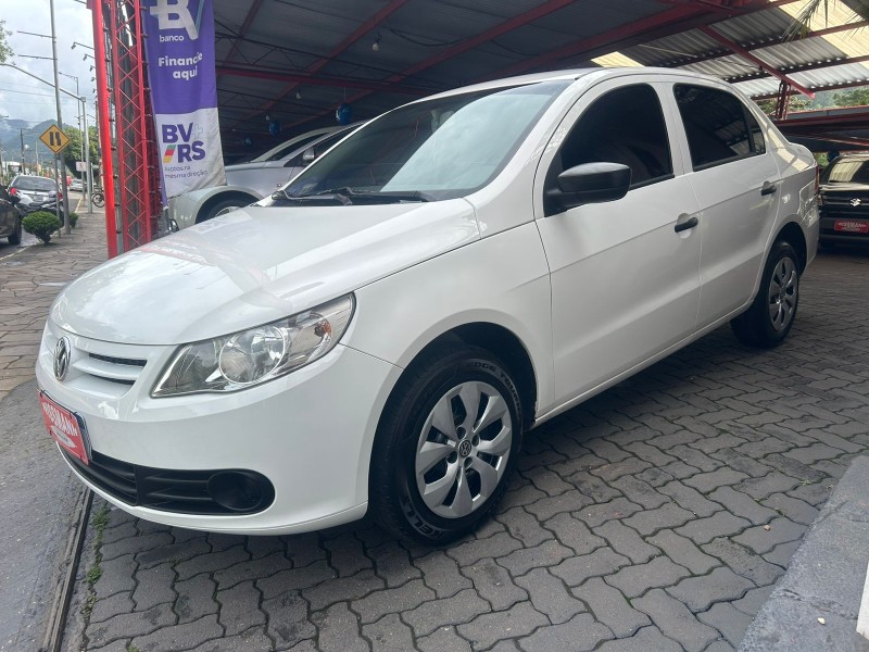 VOYAGE 1.0 12V MPI TOTALFLEX COMFORTLINE 4P MANUAL - 2011 - TRêS COROAS