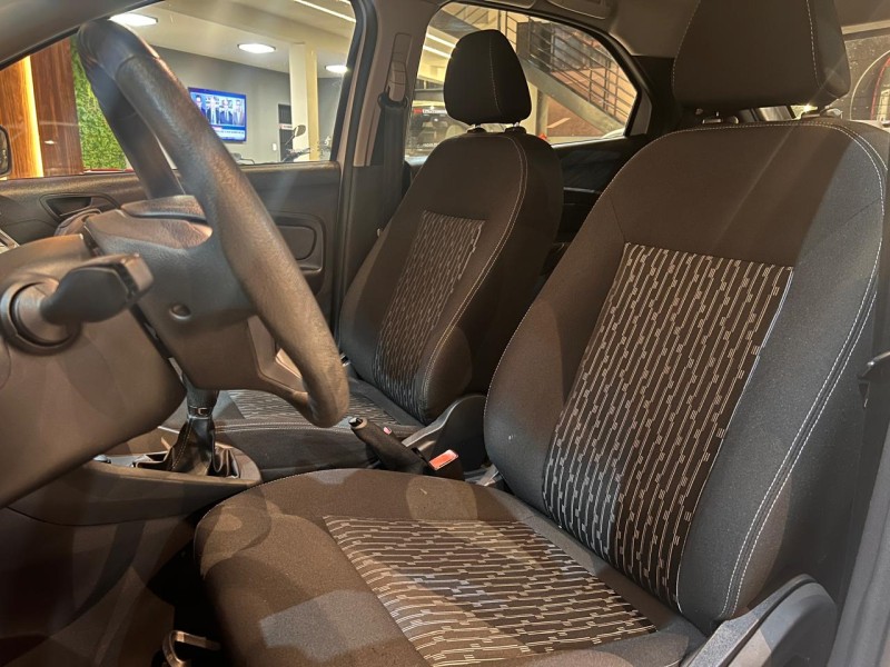 KA 1.0 SE 12V FLEX 4P MANUAL - 2015 - NOVO HAMBURGO
