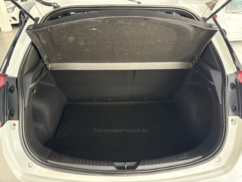 YARIS 1.5 XL CONNECT 16V FLEX 4P AUTOMÁTICO - 2022 - NOVO HAMBURGO