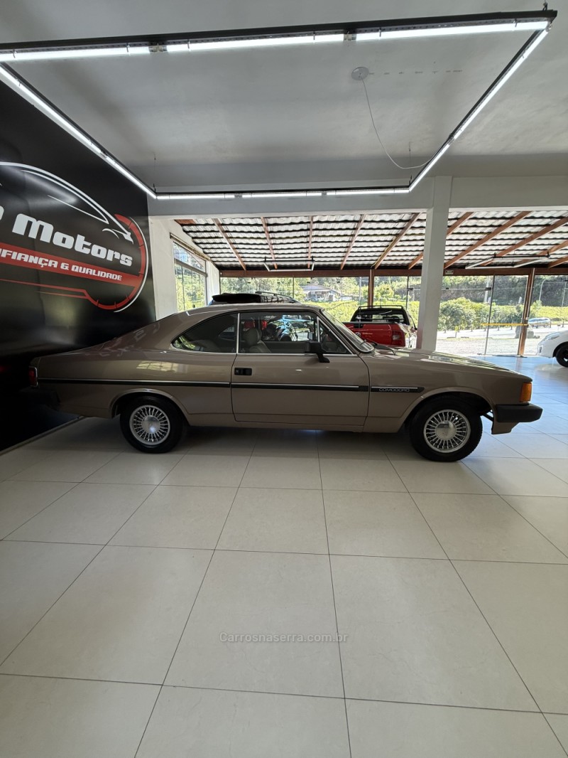 OPALA 2.5 COMODORO 8V GASOLINA 2P MANUAL - 1988 - FARROUPILHA