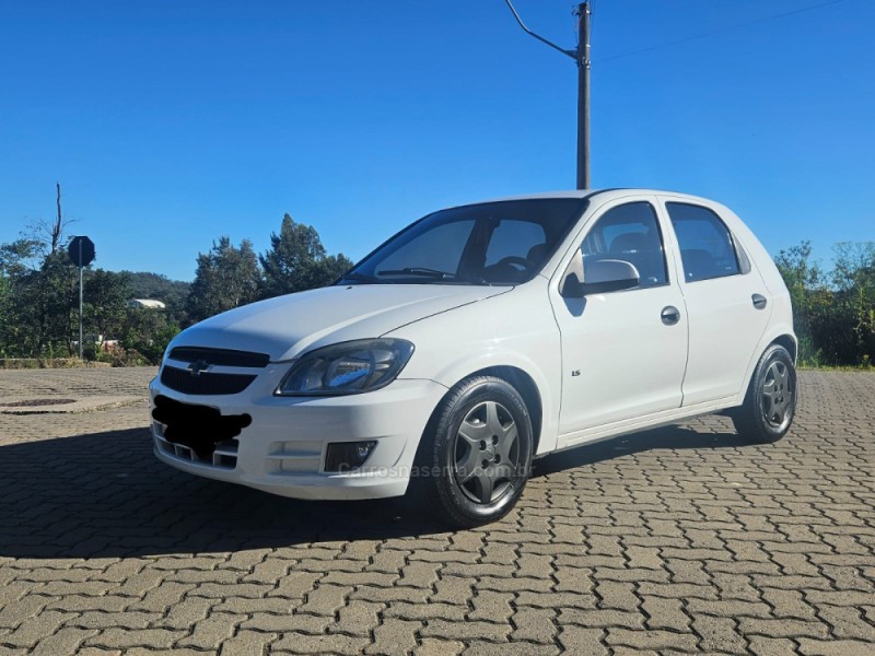 CELTA 1.0 MPFI LS 8V FLEX 4P MANUAL - 2012 - CARLOS BARBOSA