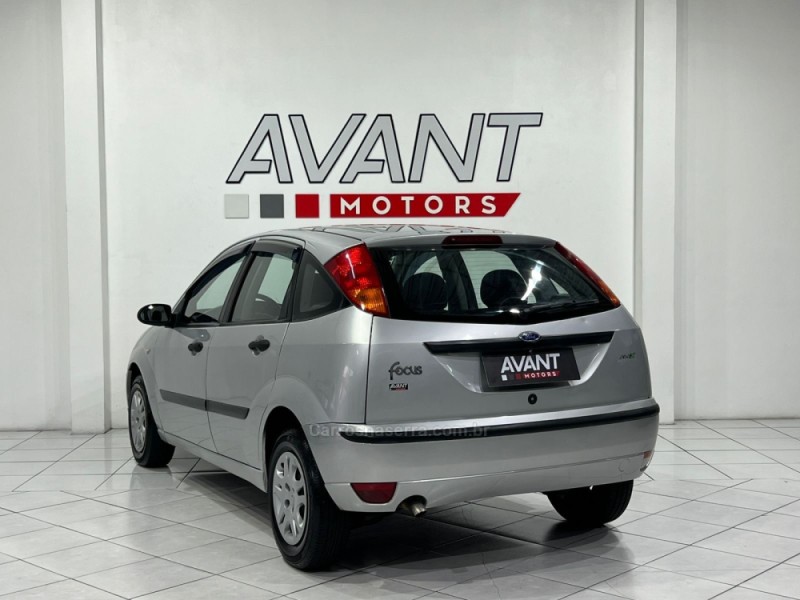 FOCUS 1.6 8V FLEX 4P MANUAL - 2009 - NOVO HAMBURGO